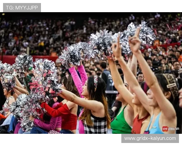 波特兰木材队训练开放日吸引超万名观众热情参与